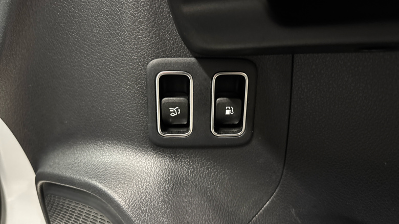 Mercedes-Benz GLA 250e Exclusive Edition 5dr Auto Hatchback